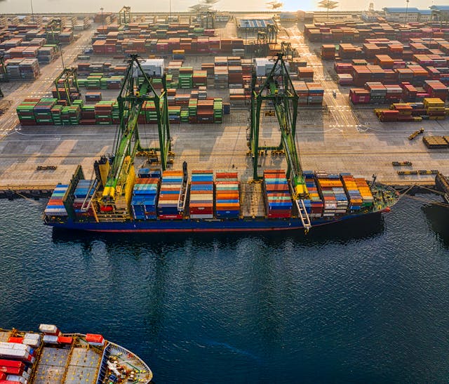 Understanding Freight Forwarder’s Liability Insurance in the UAE